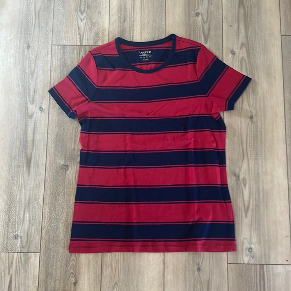 Lands’ End short sleeve shirt in red and navy